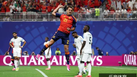 世界杯决赛：阿根廷4-2击败法国夺冠